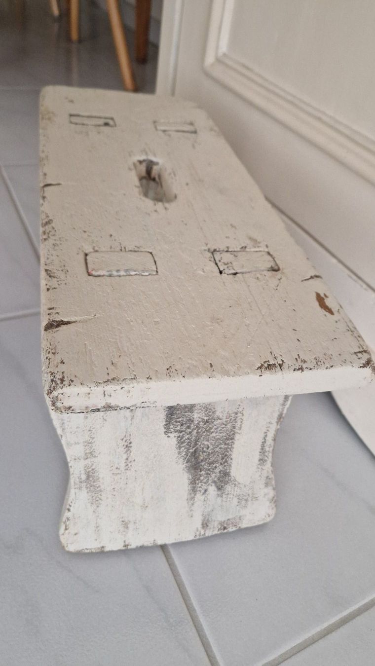 Hocker: Antiker Schemmel Hocker Shabby – Gebraucht aus Rütihof von Teddy1985 2