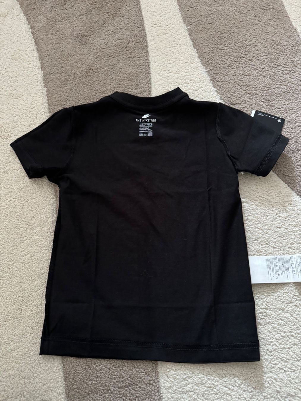 Nike Camicie, T-shirt & Polo: T-SHIRT NIKE – Nuovo e nell'imballaggio originale da Zürich venduto da Mina_09 3