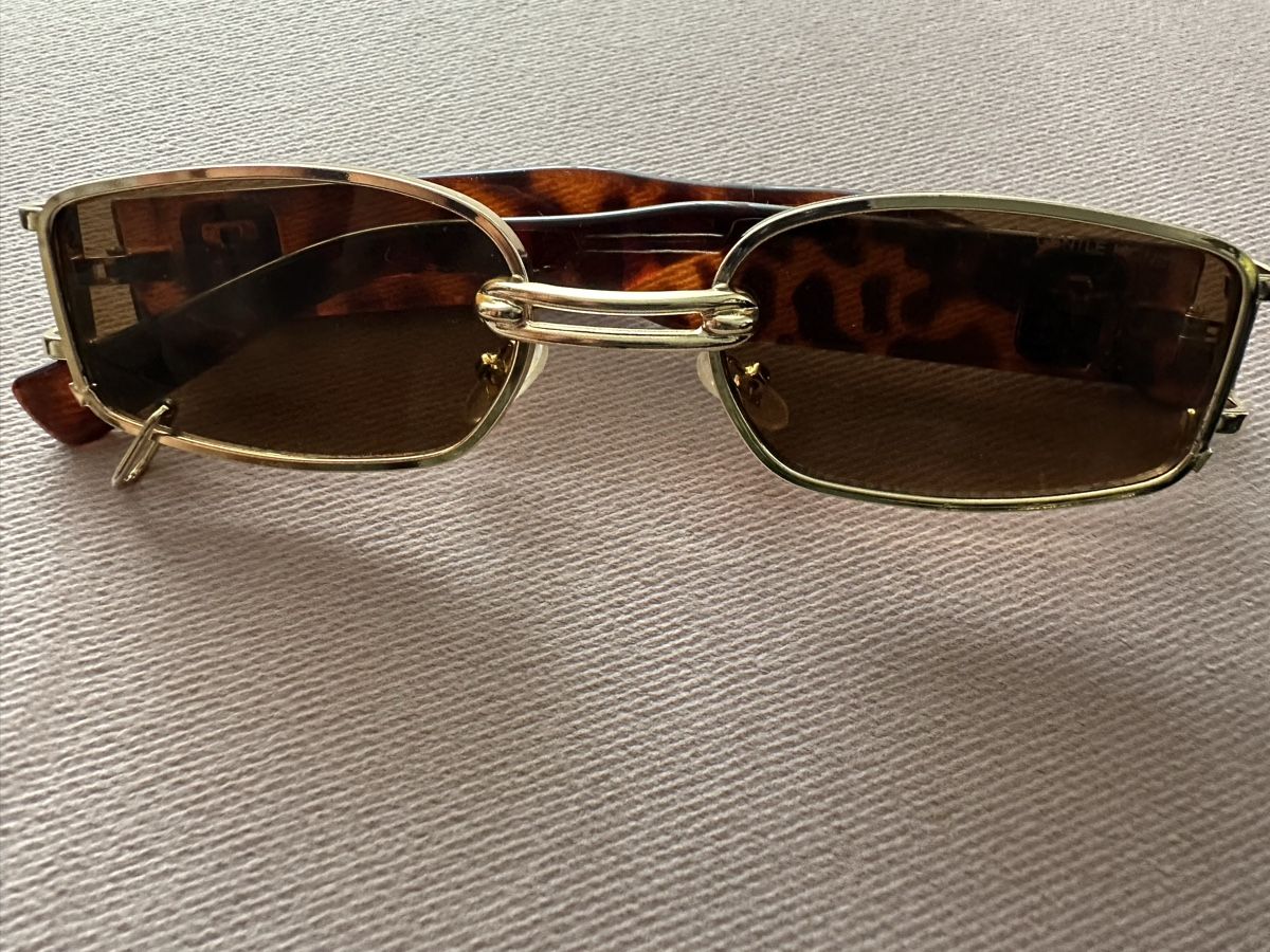 Occhiali & Lenti: Sonnenbrille mit piercing – Nuovo (secondo la descrizione) da Burgdorf venduto da mah_6q9l 2