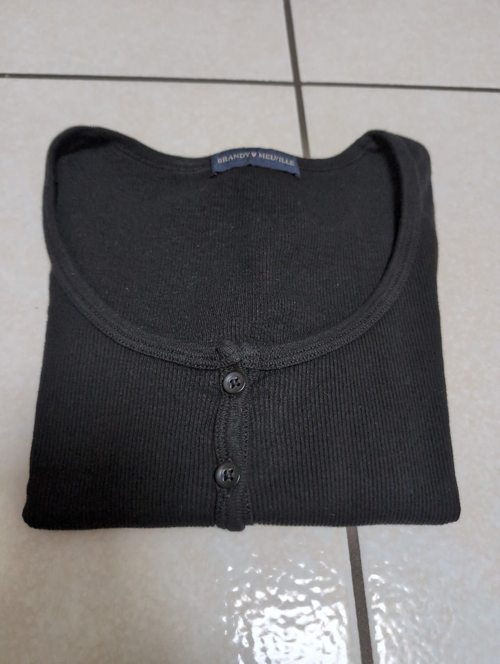 Brandy Melville T-Shirts: Maglietta Brandy Melville – Gebraucht aus S. Pietro von van_2826 2