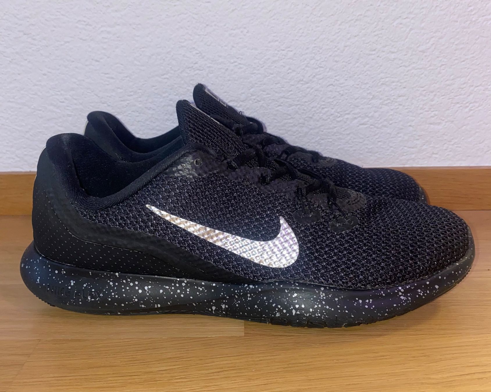 Nike Scarpe da uomo: Nike Flex Trainer 7 Premium Gr. 40,5 – Nuovo (secondo la descrizione) da Herisau venduto da Seyashop1 1