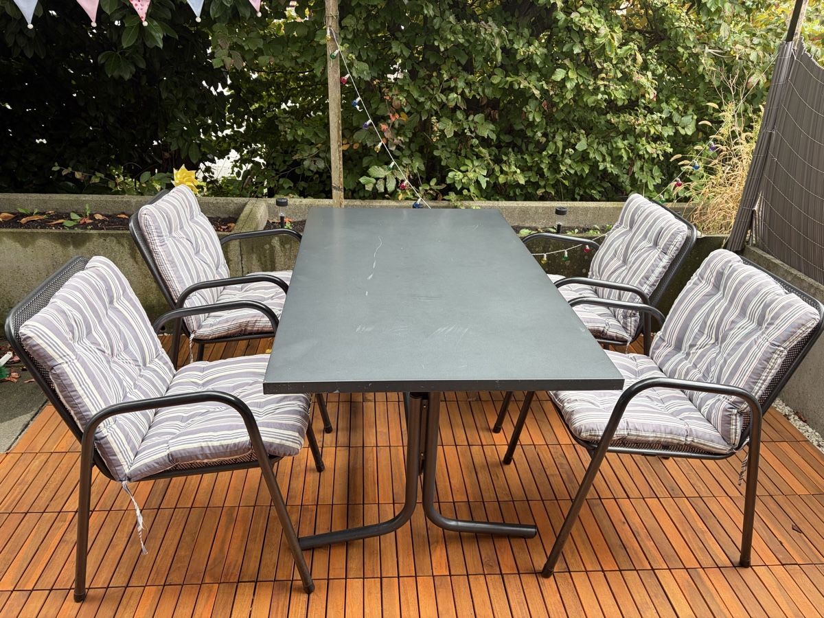 Set di tavolo e panche: Schaffner Gartentisch, mit 4 Stühlen – Usato da Wohlen AG venduto da Ralf2000 1