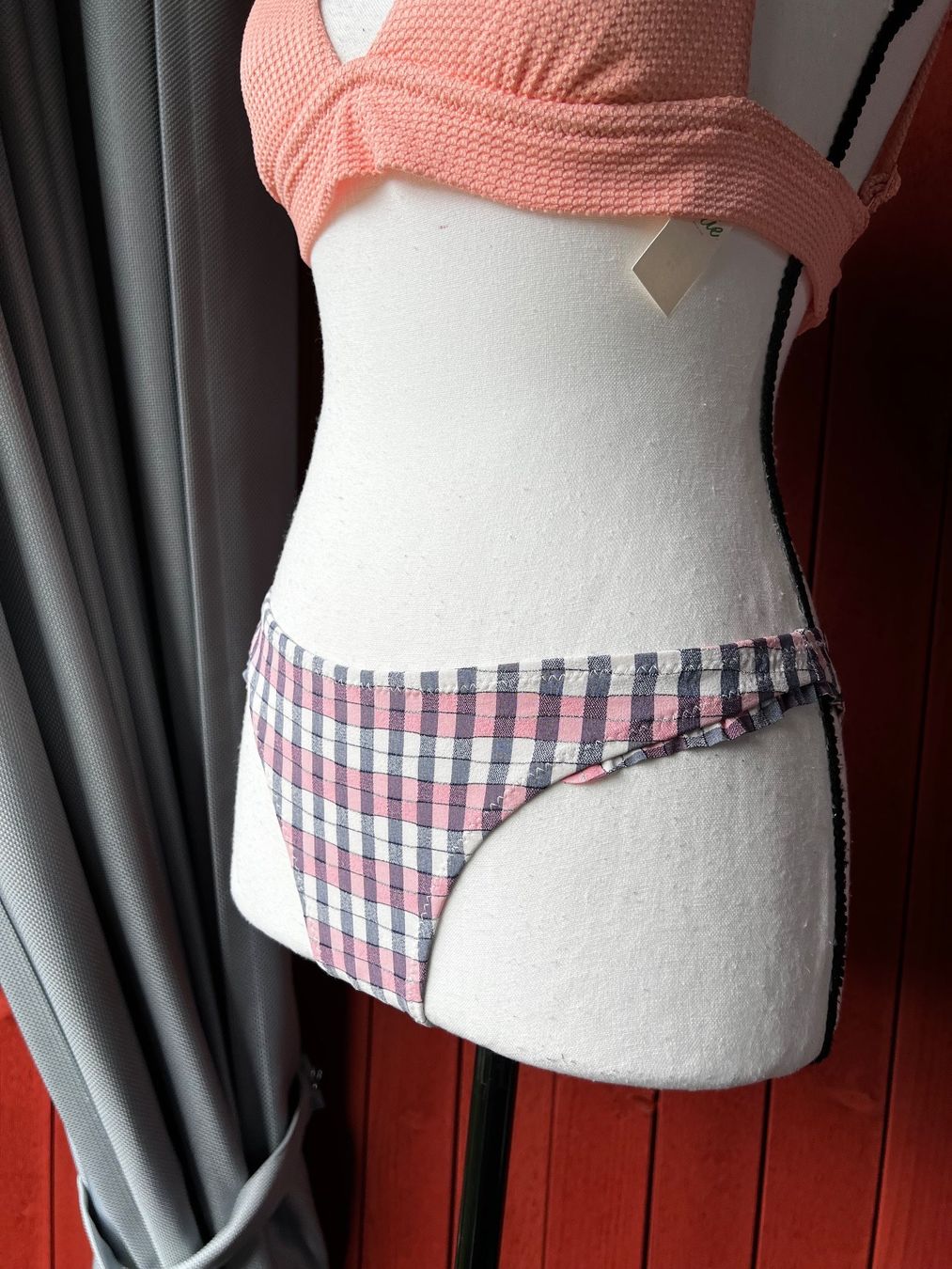 Costumi da bagno & Bikini: Badeanzug BH S Unterhose S – Nuovo e nell'imballaggio originale da Riehen venduto da edu_92w7 7