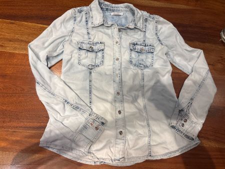 Coole Jeansbluse hellblau Gr. S