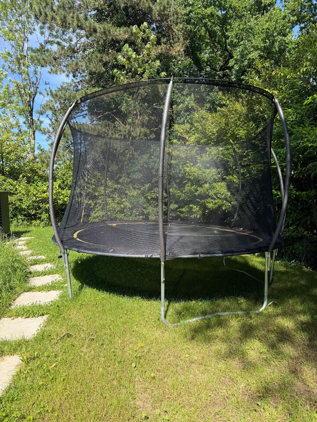 Trampoline: Trampolin – Gebraucht aus Meggen von IsaKie