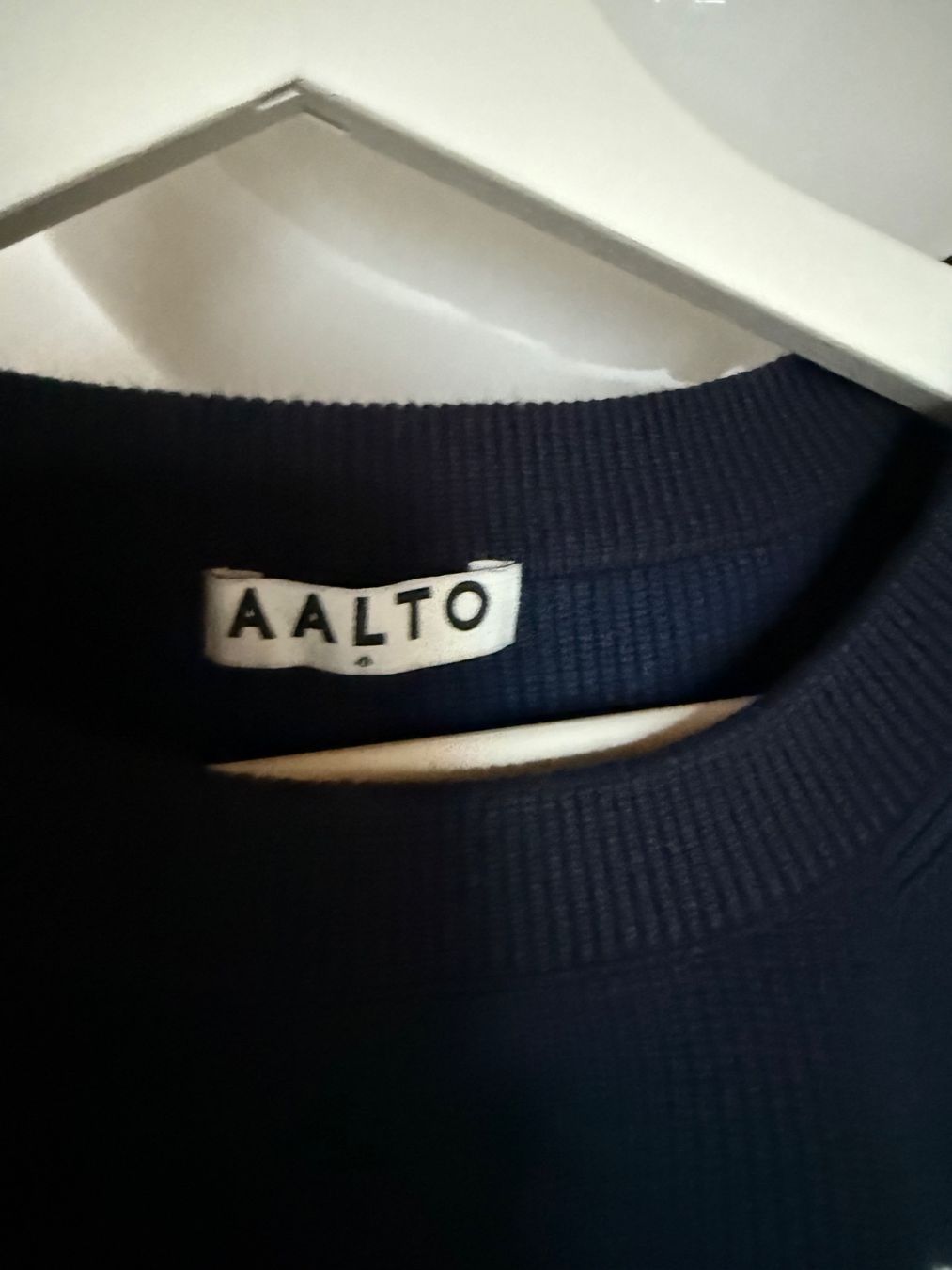 Maglioni & Felpe: AALTO – Usato da Rümlang venduto da har_z6qv 1