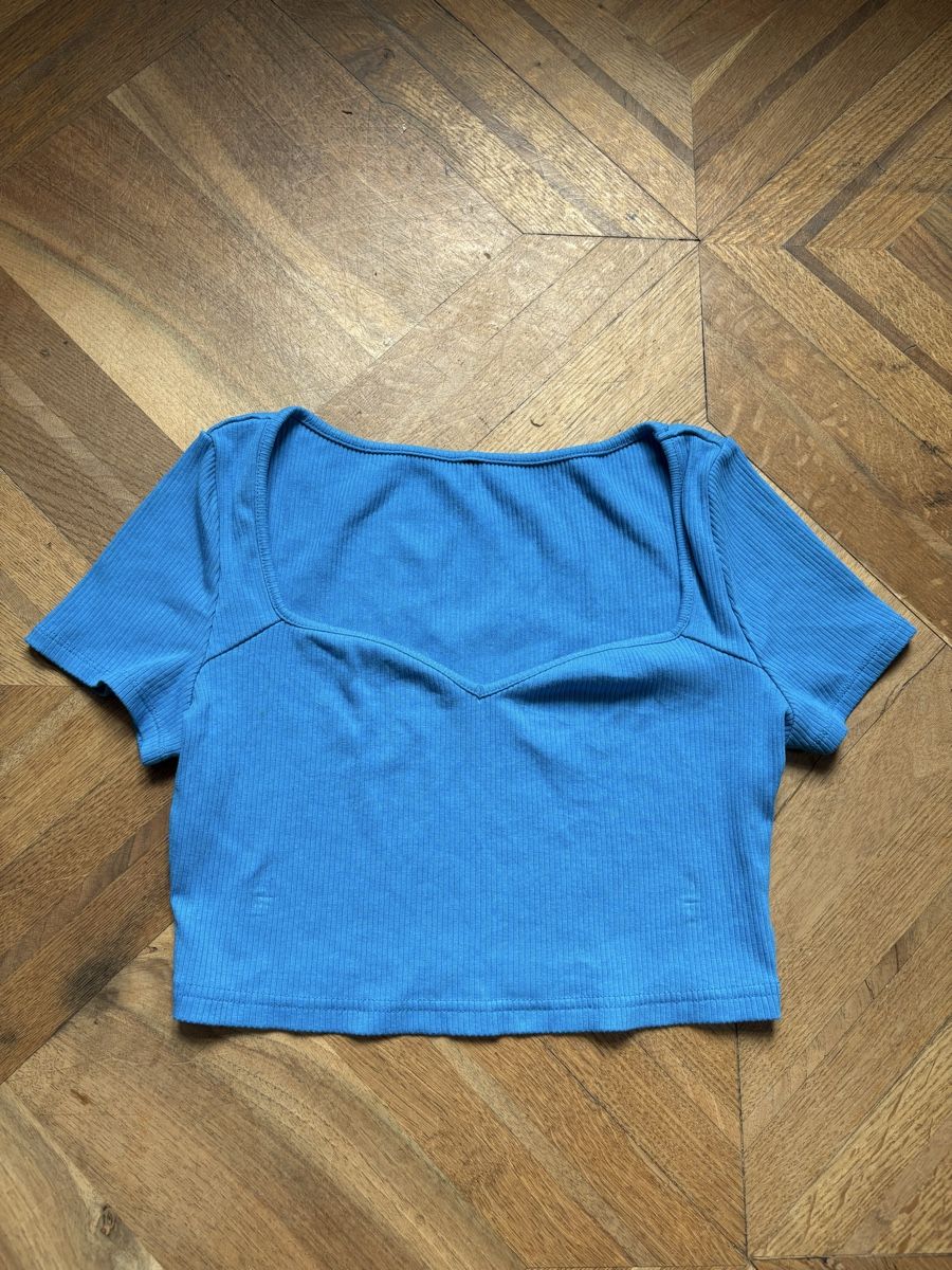 Shein Top: Crop Top in Grösse S - Sommer Hit! – Usato da Frauenfeld venduto da lin_77m9