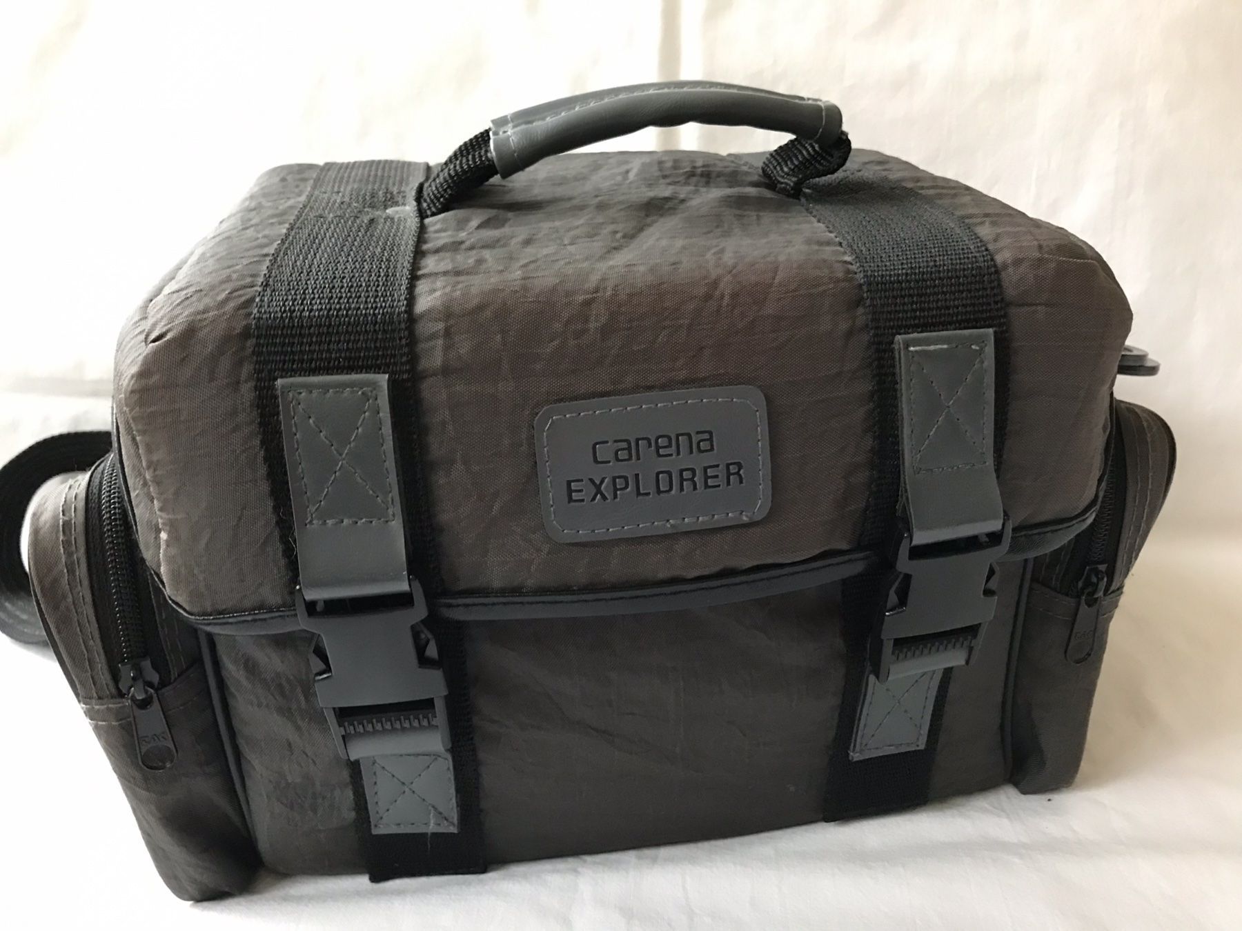 Canon Kamera: Canon EOS 350D EF-S 18-55 + div. Zubehör – Gebraucht aus uster von articles 4