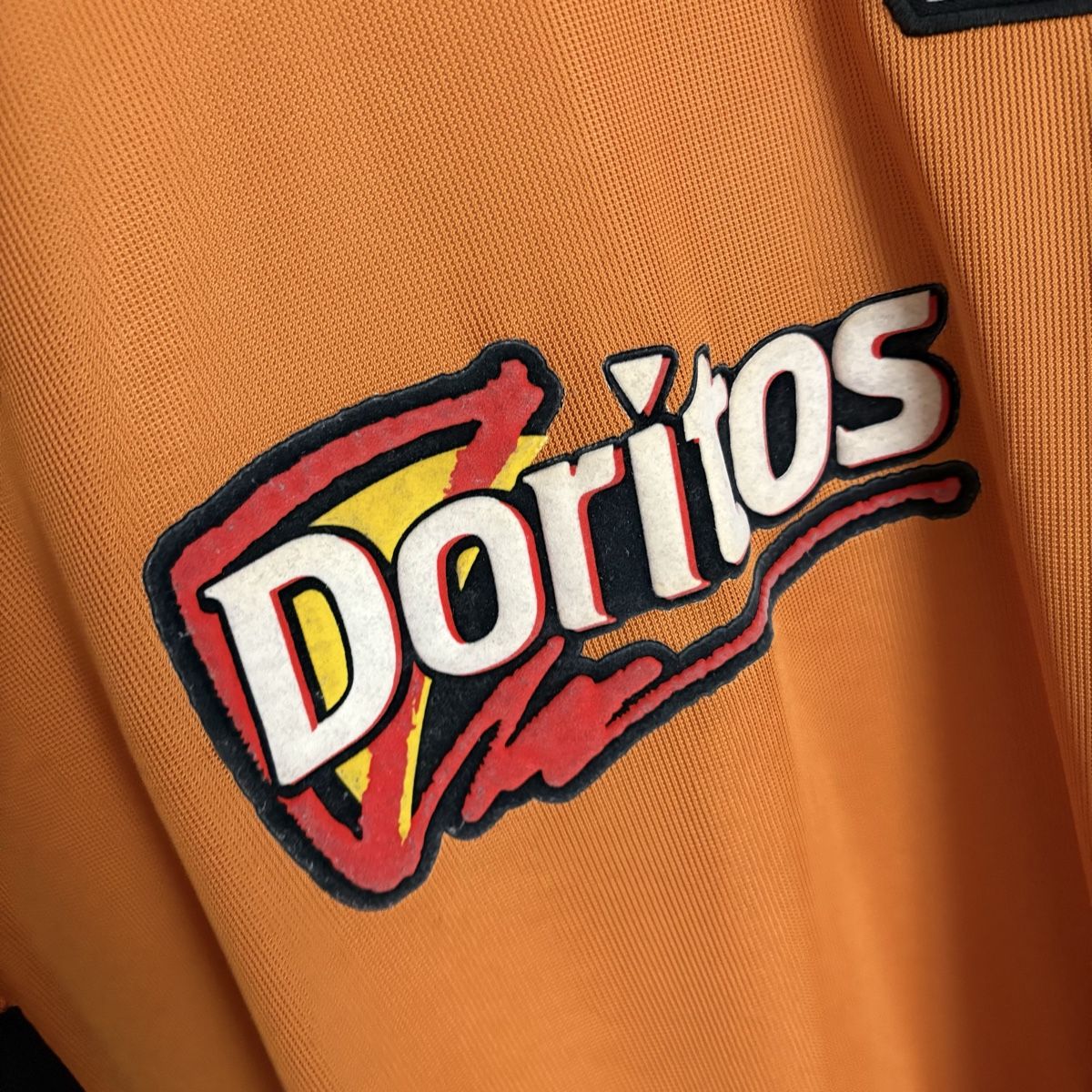 Canottiere & Pantaloni: Fc Wolverhampton Wanderers Trikot Admiral – Usato da Winterthur venduto da LaBodega 7
