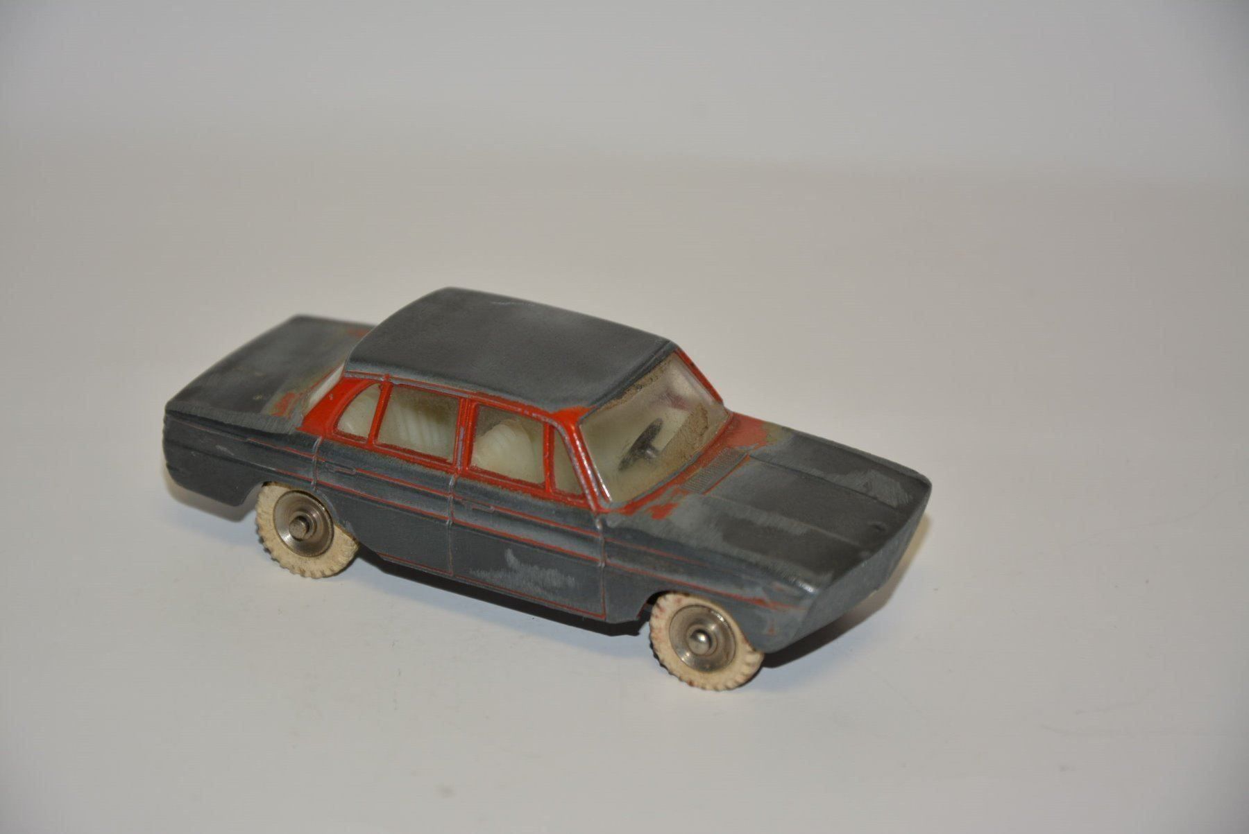 BMW Modellini d'auto: BMW 1500 , Dinky Toys , 1:43 – Usato da Goldach venduto da Feivel9 3