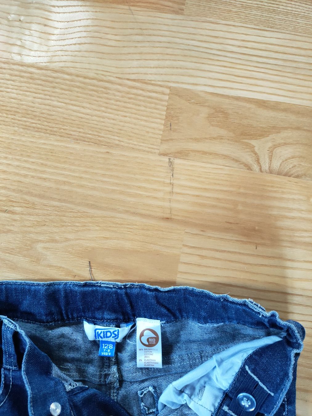 Hosen: Kurze Hose stretch Grösse 128 wie neu – Gebraucht aus Ins von variable 2