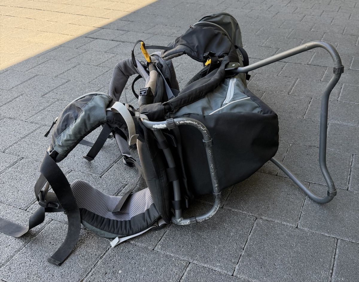 Deuter Marsupi portabebè: Deuter Kindertrage – Usato da Hofstetten SO venduto da ani_55wx 5