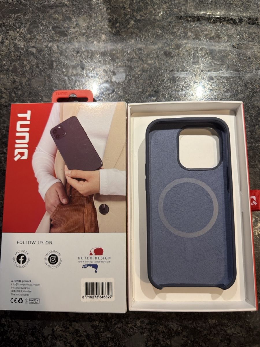 Apple Covers & Schutzfolien: Coque iPhone 15 pro neuf MagSafe  – Neu und originalverpackt aus Yverdon-les-Bains von ame_7f2x 1