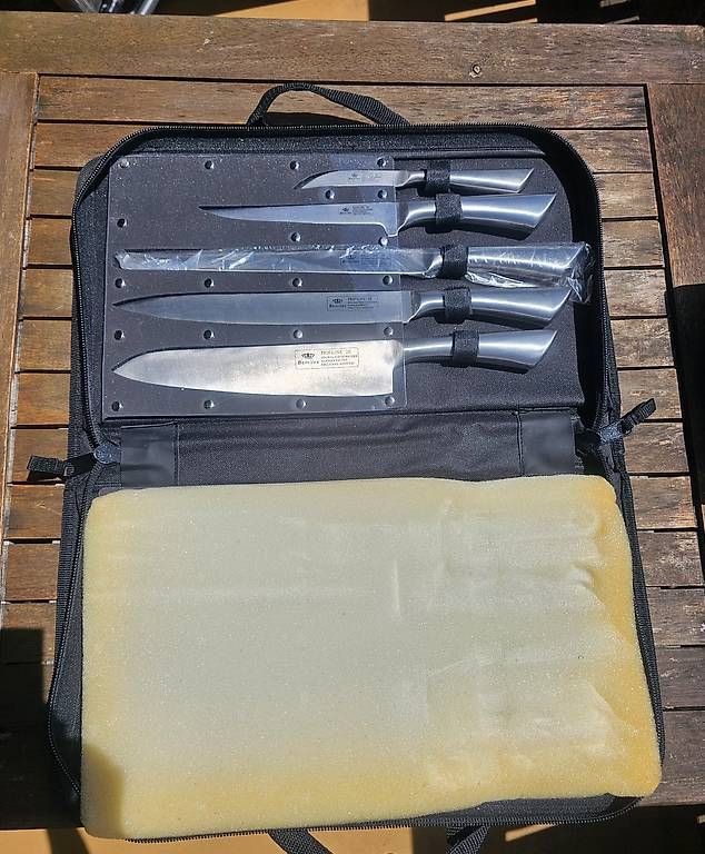 Coltelli da cucina: Küchenmesser – Usato da Hittnau venduto da Chiny72 1