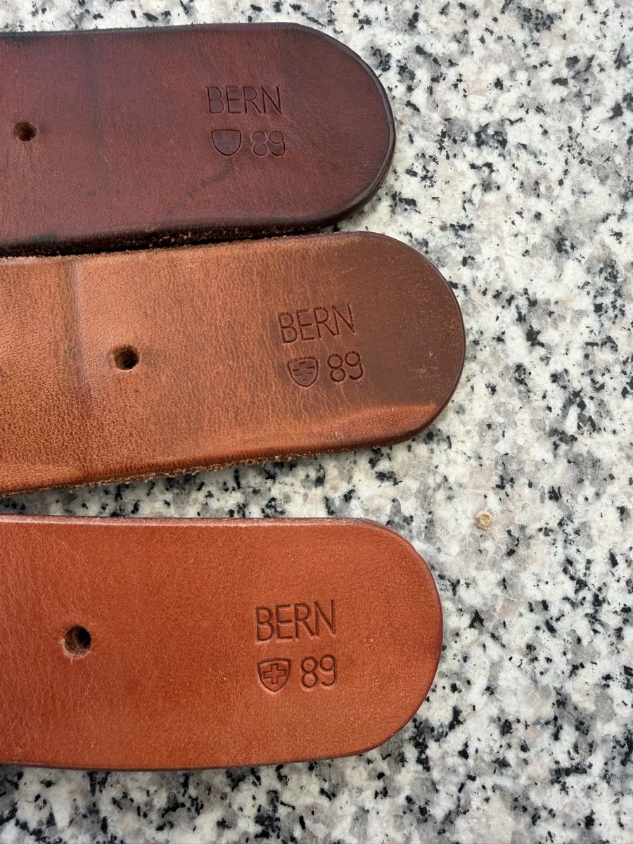 Armée suisse Ceintures: Originale Leder Offiziersgürtel Schweizer Armee – D'occasion à Bern par Porcofidelio 3