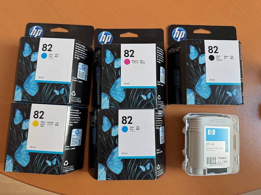 Druckerpatronen & Toner: Original HP 82 Tintentanks – Gebraucht aus Münchwilen AG von me2work