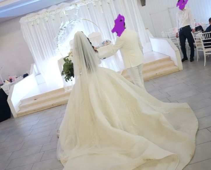 Vestiti: Wunderschönes Brautkleid mit Ärmeln, Grösse 36/38 – Usato da Oberhofen Thun'see venduto da ClaudiaKelesh 5