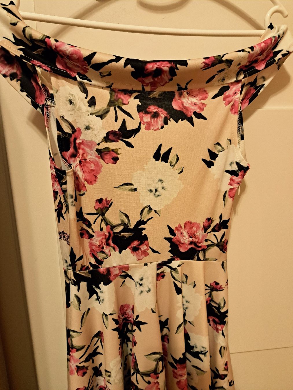 Kleider: neu! Sommerkleid mit Blumenmuster Grösse S – Neu (gemäss Beschreibung) aus Uzwil von eri_lz5x 3