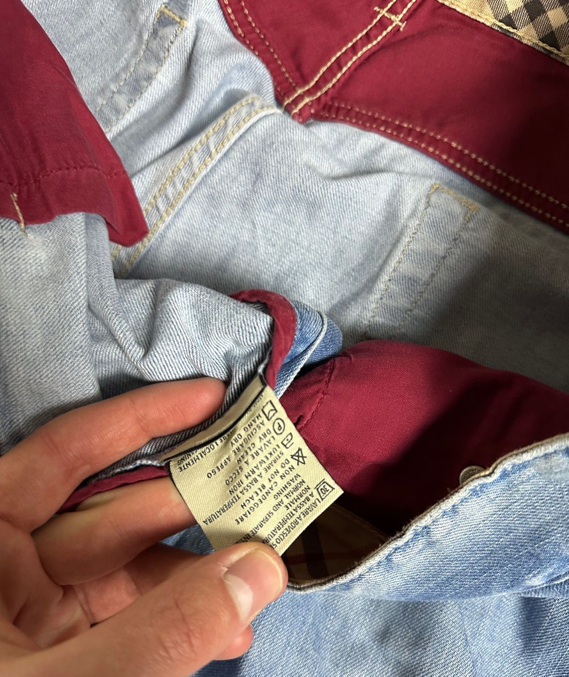 Jeans: Burberry Jeans Grösse M – Gebraucht aus Wolfhalden von GodzillaArchive 3