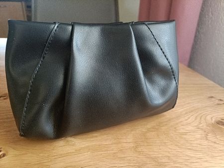 KLEINE SCHWARZE KOSMETIKTASCHE VON HELENA RUBINSTEIN.NEU❣️