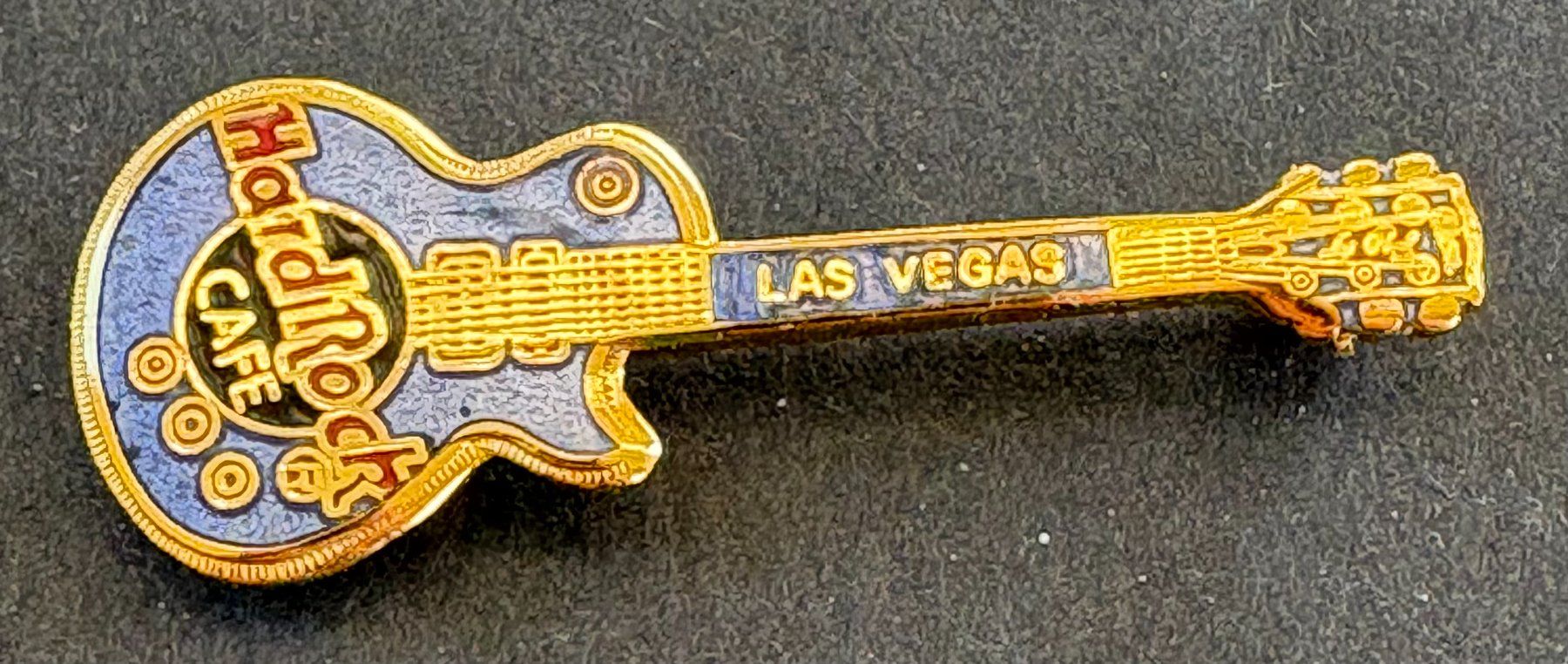 Hard Rock Cafe Placchette & Badge: ANSTECKNADEL HARD ROCK CAFE – Usato da Ostermundigen venduto da wini63