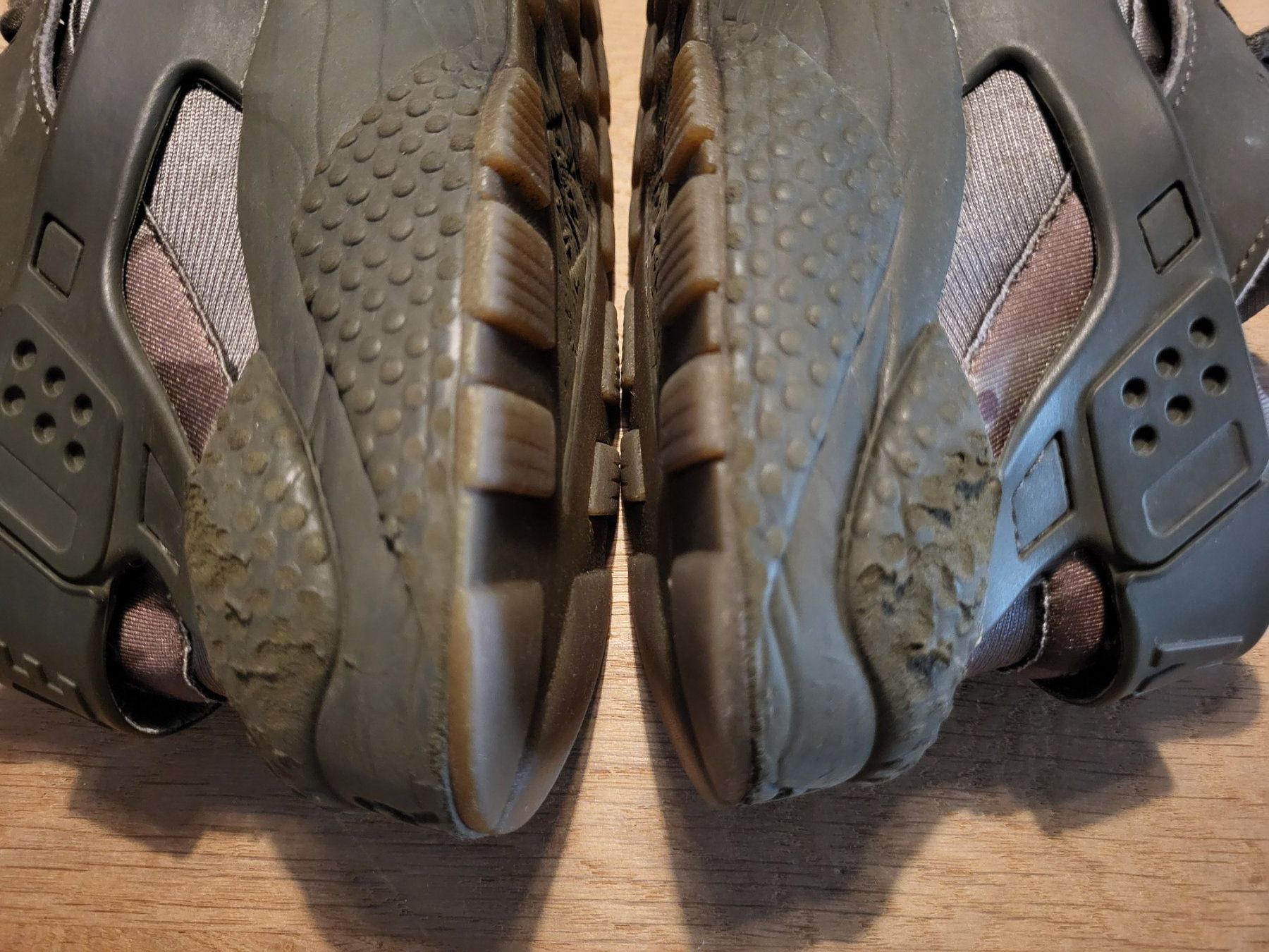 Nike Scarpe da uomo: Nike Air Huarache Run Grösse 42.5 – Usato da Urtenen-Schönbühl venduto da Chaeppeler 6