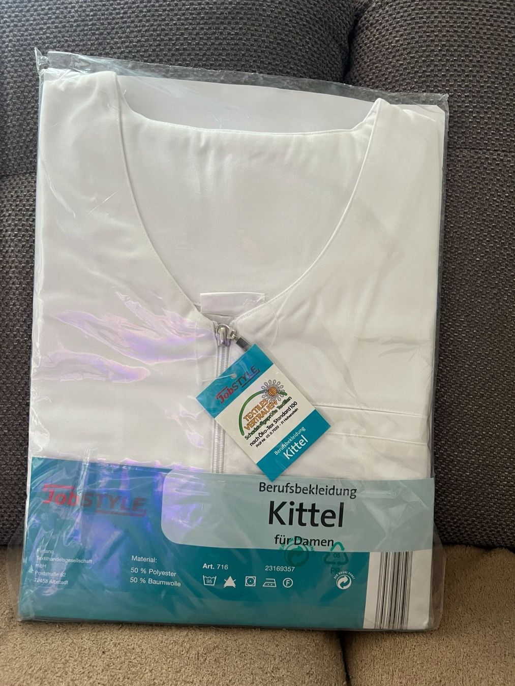 Uniformen: 3 Neuer weisser Berufs-Kittel grosse S – Neu und originalverpackt aus Herisau von vlada1303 1