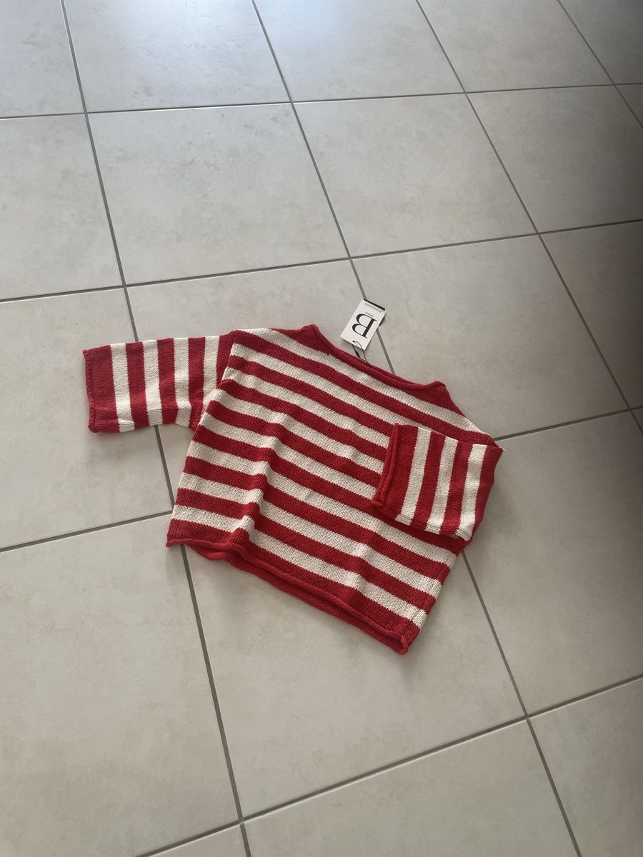 Stradivarius Pulls & Sweat-shirts: Stradivarius Pullover. Gr. S. Mit Etikett  – Neuf avec emballage d'origine à Dübendorf par jlu_r7hz 4