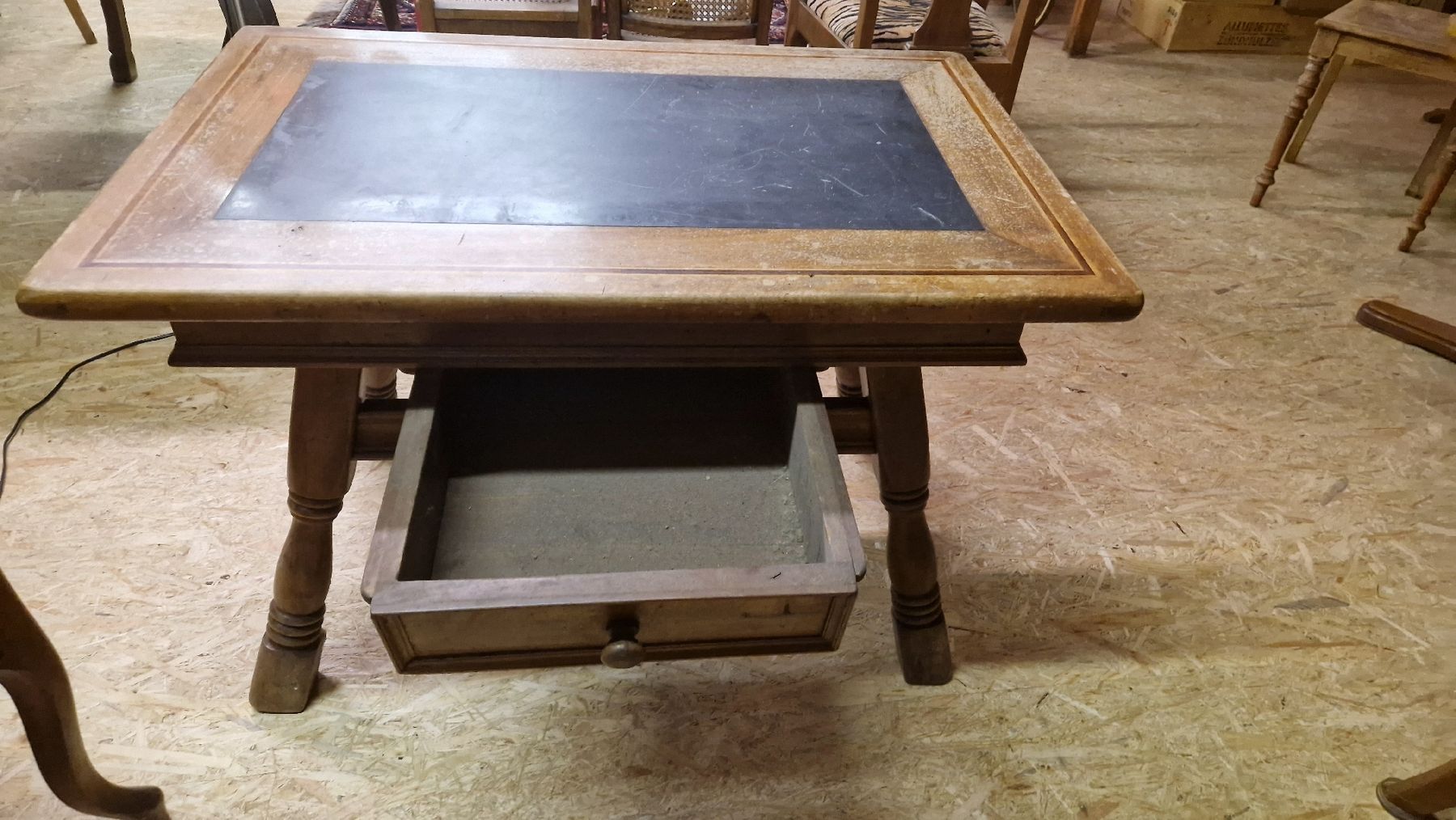 Tables: Antiker Schreibtisch mit Schieferplatten einsatz – D'occasion à Ennenda par Mr.Alpen16536 7