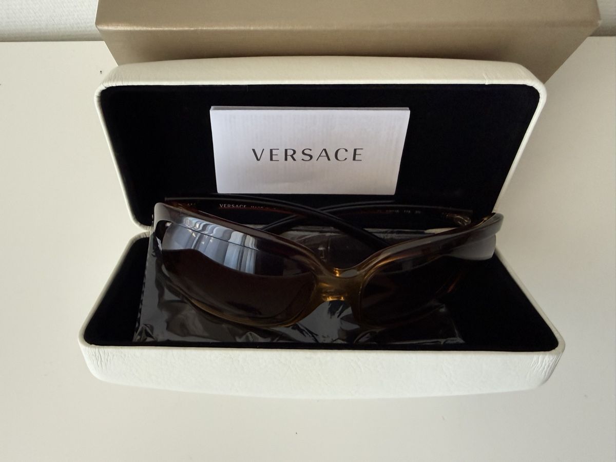 Versace Occhiali & Lenti: Versace Sonnenbrille VE4298A Neu mit Etui & Box – Nuovo e nell'imballaggio originale da Genève venduto da mimi479247 9