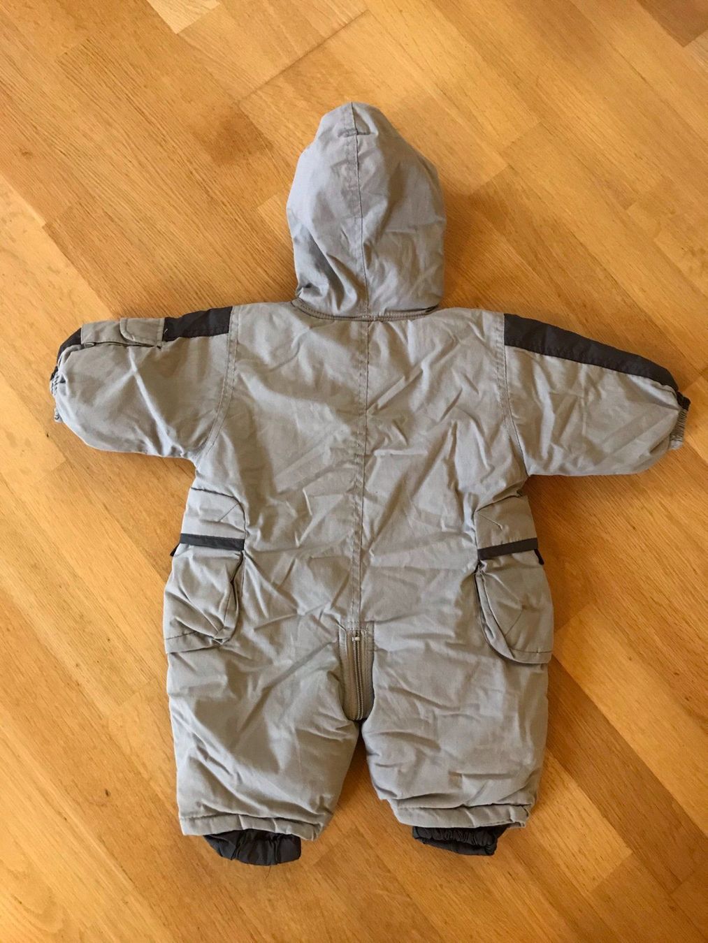Completi: Skioverall – Usato da Spiez venduto da HomeShoppingSpiez 1