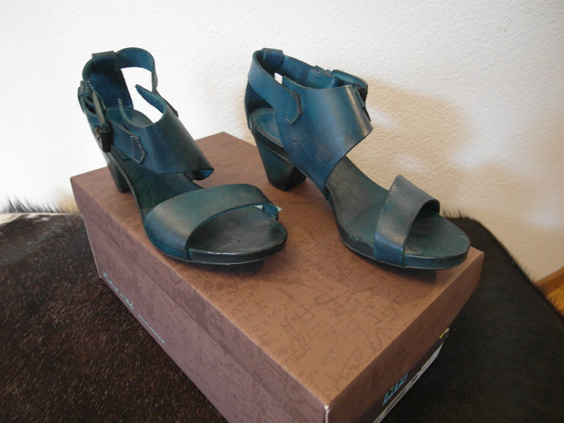 Moma Scarpe da donna: Blaue MoMas 39 1/2 – Nuovo e nell'imballaggio originale da Luzern venduto da schuhparadies159 1