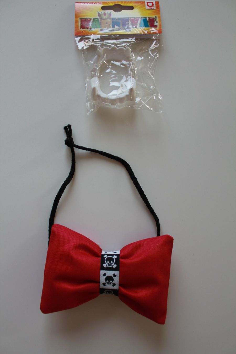 Costumi: Costume Dracula / vampire / Vampir t. 5 - 7 ans – Usato da Peseux venduto da CoolShoping 5