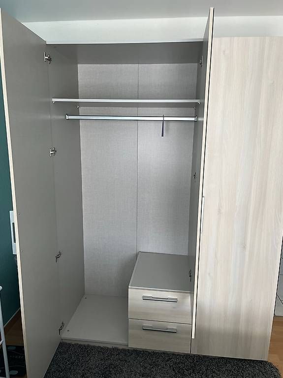 Armadi: Kleiderschrank 3-Türig – Usato da Felben-Wellhausen venduto da PeriFel 1