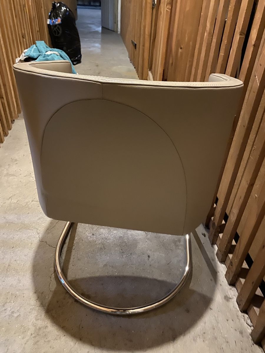 Fauteuils: Echt leder stuhle 6stück – Neuf (Voir description) à Zürich par MAJAM65 3