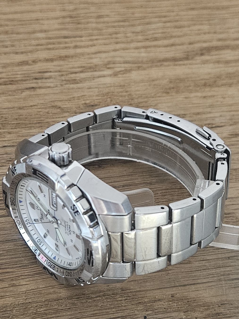 Seiko Orologi: Seiko 5 Sports Compass "White Navigator" Automatic Uhr 44mm – Usato da Flamatt venduto da pie_f9zm 4
