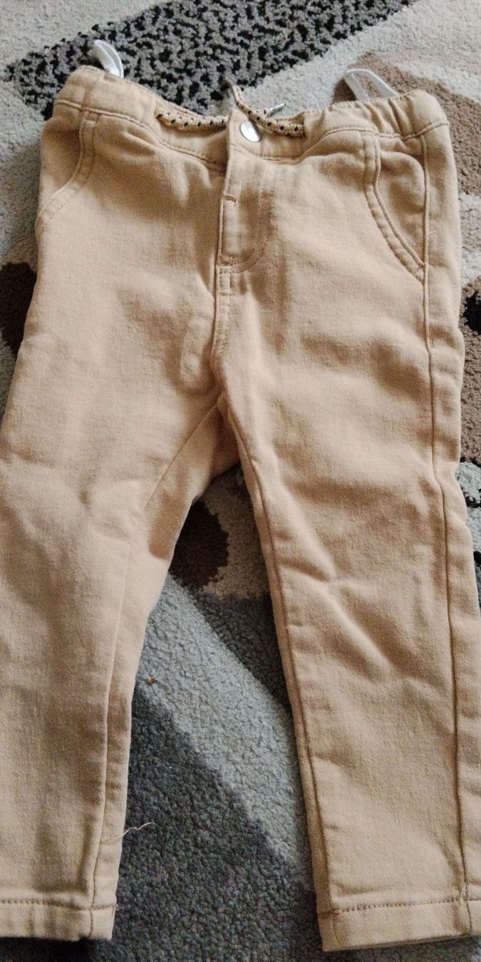 Pantaloni: Kinderhose mit Zugband - Grösse 92 – Usato da Kloten venduto da Pacanda