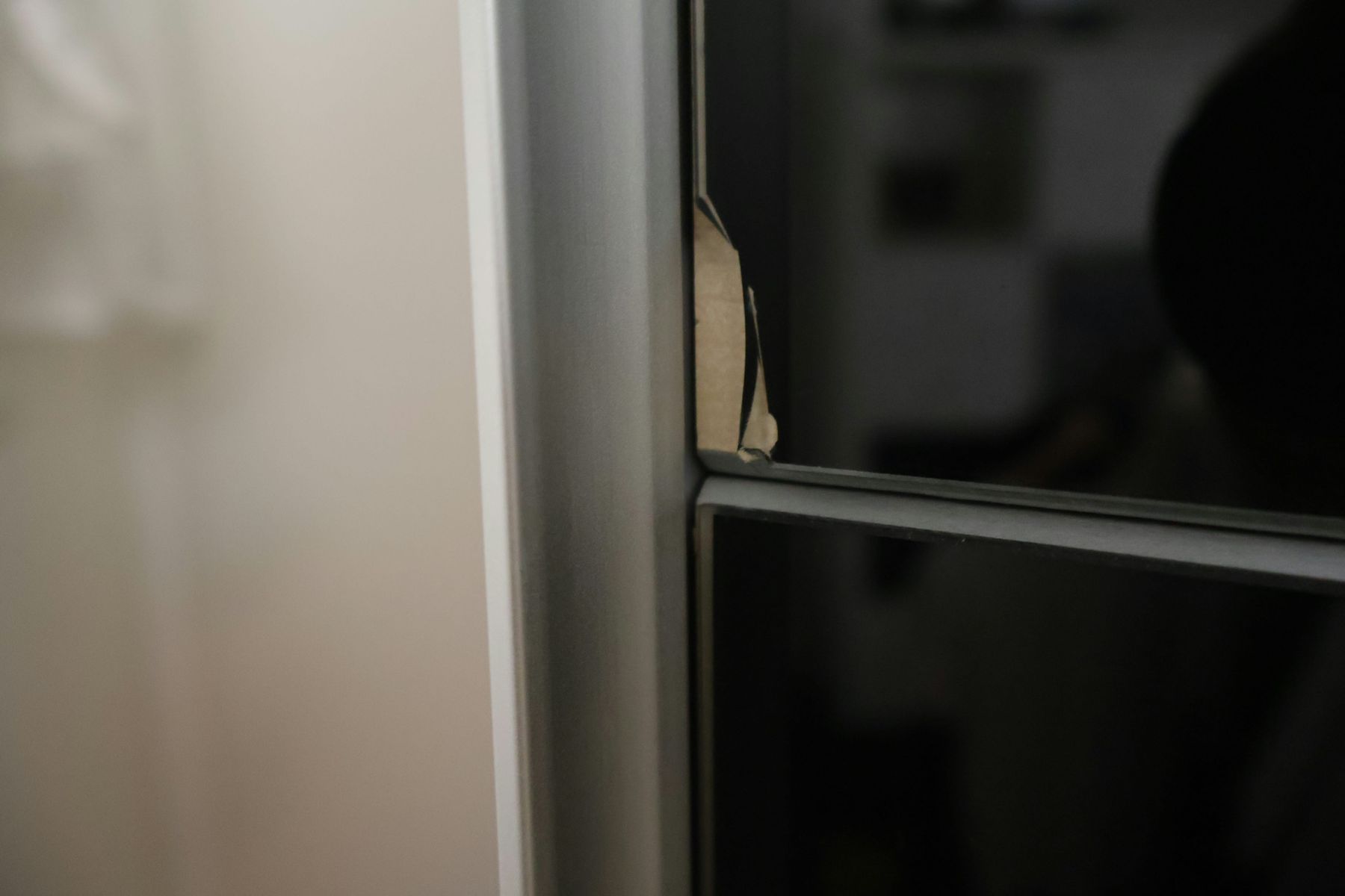 Armadi: Schrank mit Schiebetüren – Usato da St. Margarethen TG venduto da Mobi7 1