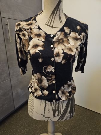 GC Fontana Strickshirt Kurzarm Blumenmuster Grösse 38 