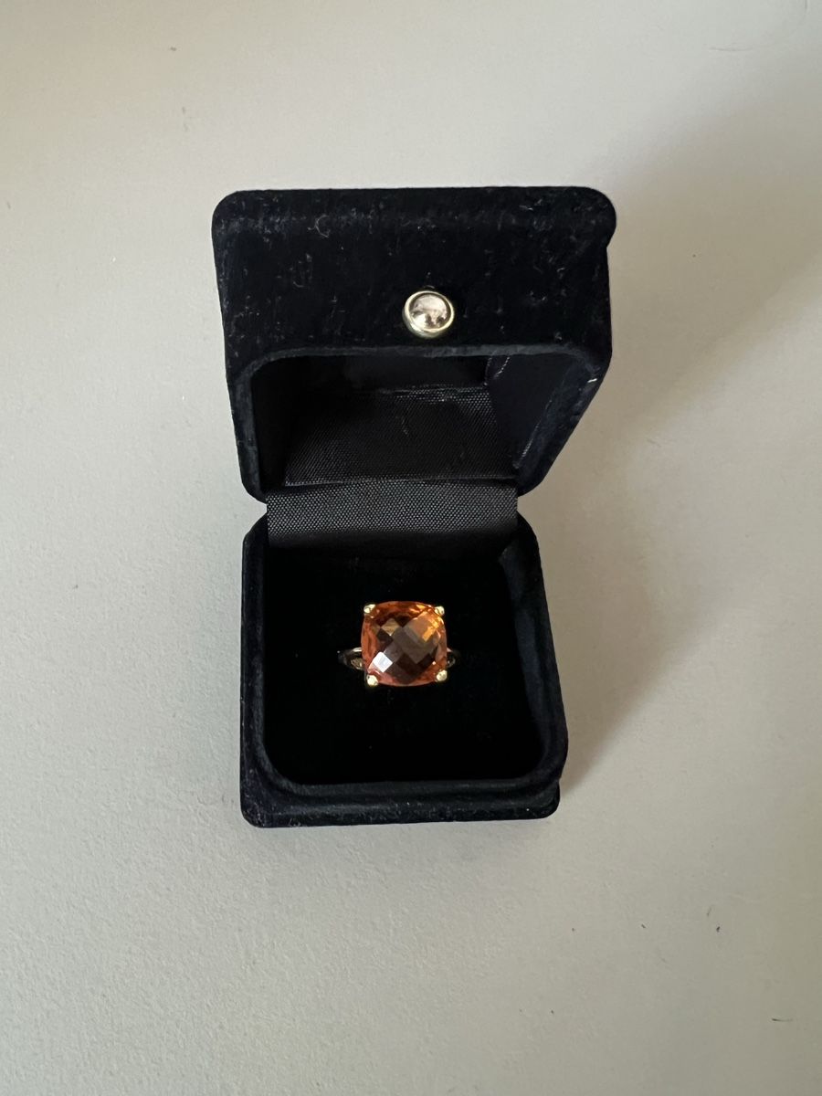 Bagues: Goldring mit wunderschönem Stein – D'occasion à Zürich par nabisco