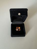 Goldring mit wunderschönem Stein