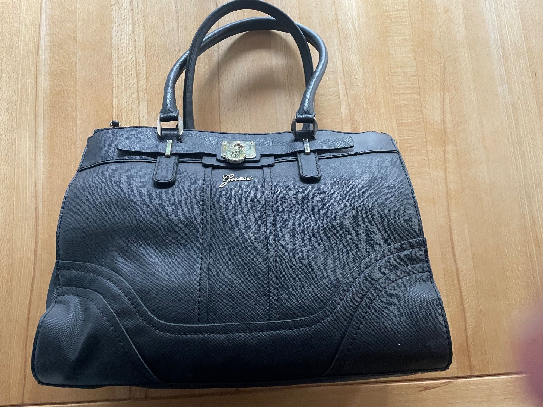 Guess Borse da donna: Sac Guess noir neuf – Nuovo e nell'imballaggio originale da riddes venduto da lauali01 2