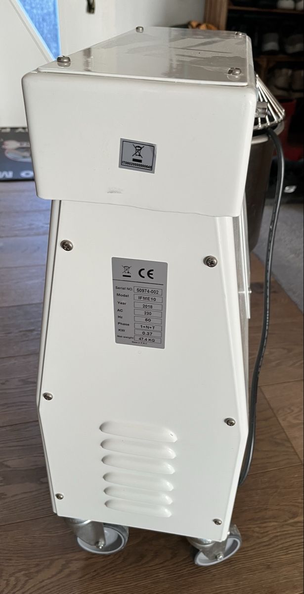 Appareils de cuisine: Teigknetmaschine SP 15kg – Neuf (Voir description) à Gurbrü par Simiramis 4