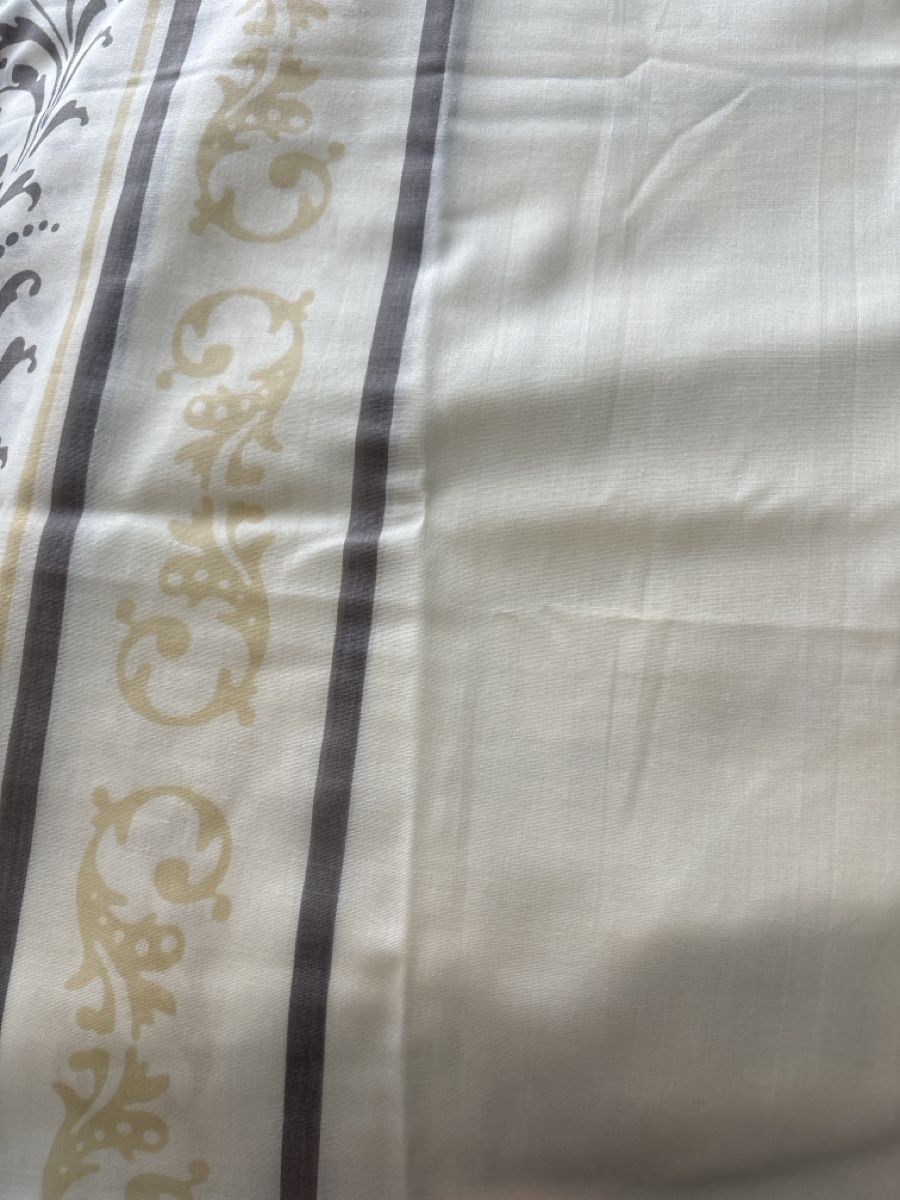 Tutte le decorazioni: Tischdecke Tischtuch mit schönem Barockmuster – Nuovo e nell'imballaggio originale da Bellinzona venduto da LuganoBoutique 3