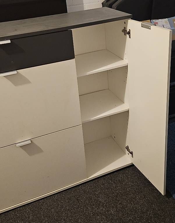 Armadi: Schuhschrank – Usato da Veltheim AG venduto da mev_w9xd