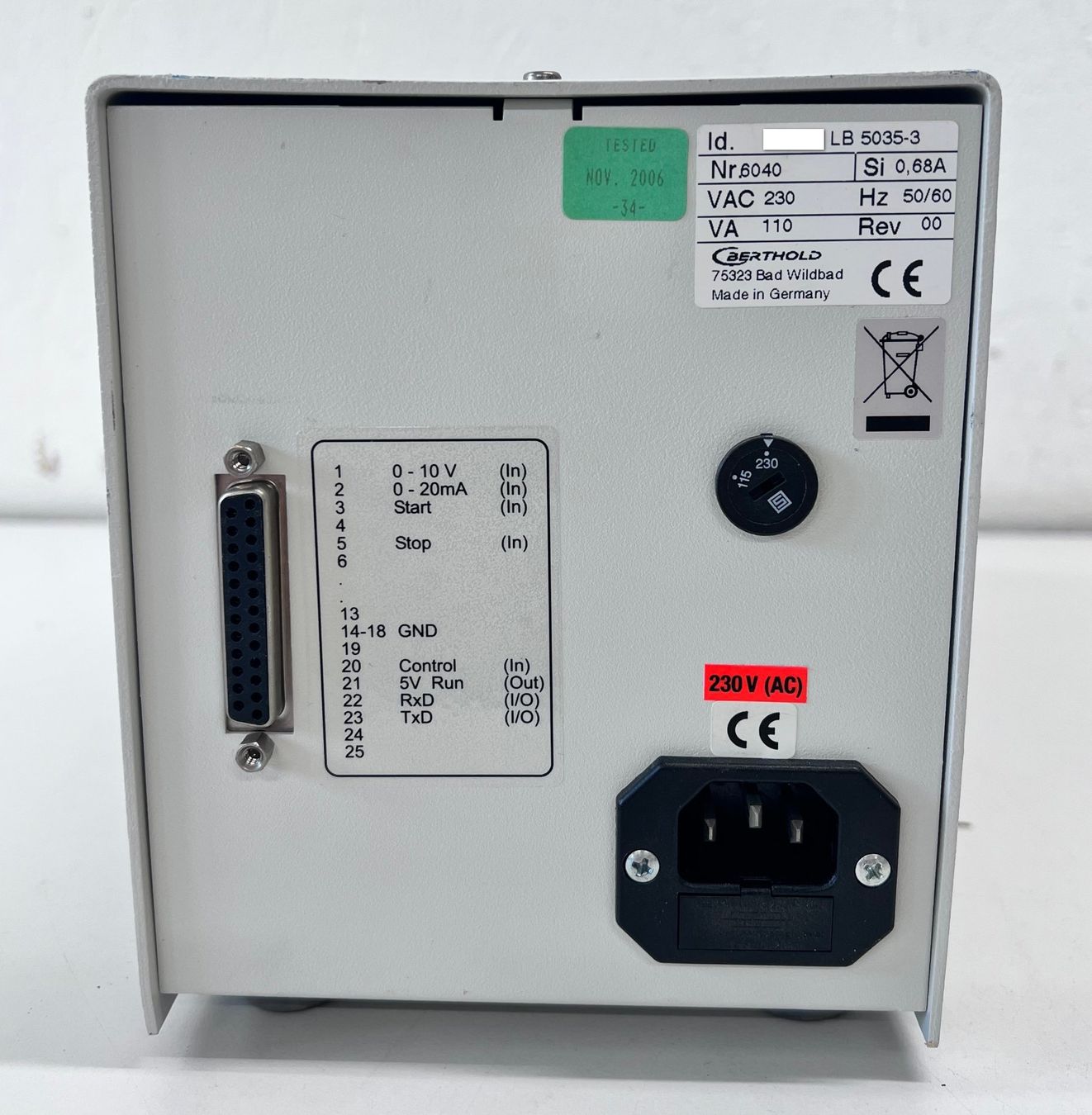 Accessori da laboratorio: Berthold Scintillator Pumpe LB 5035-3 – Usato da Niederdorf venduto da LeptonAG_Labor 3