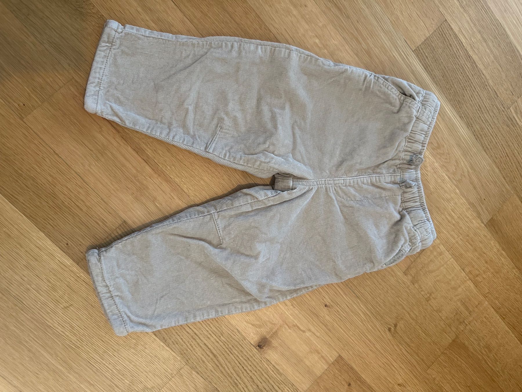 Zara Pantaloni: Zara baby Hose – Usato da Sion venduto da ppi_l6qr