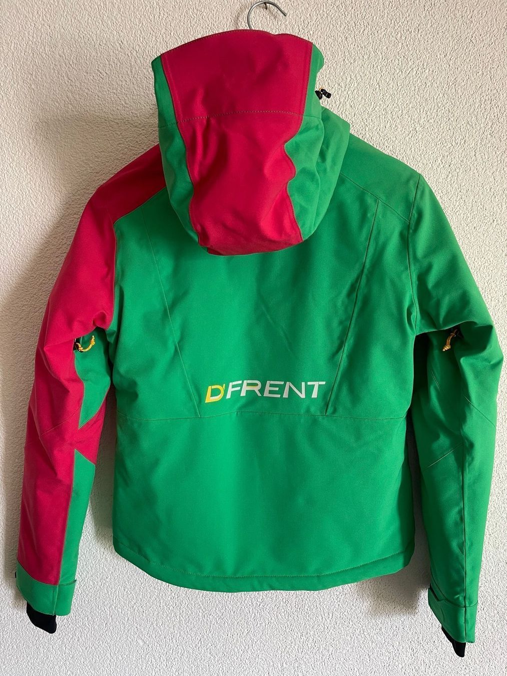 Giacche: Dfrent Cervinia Padded Jacket Gr. S – Nuovo e nell'imballaggio originale da Spreitenbach venduto da Opfikoner1 3