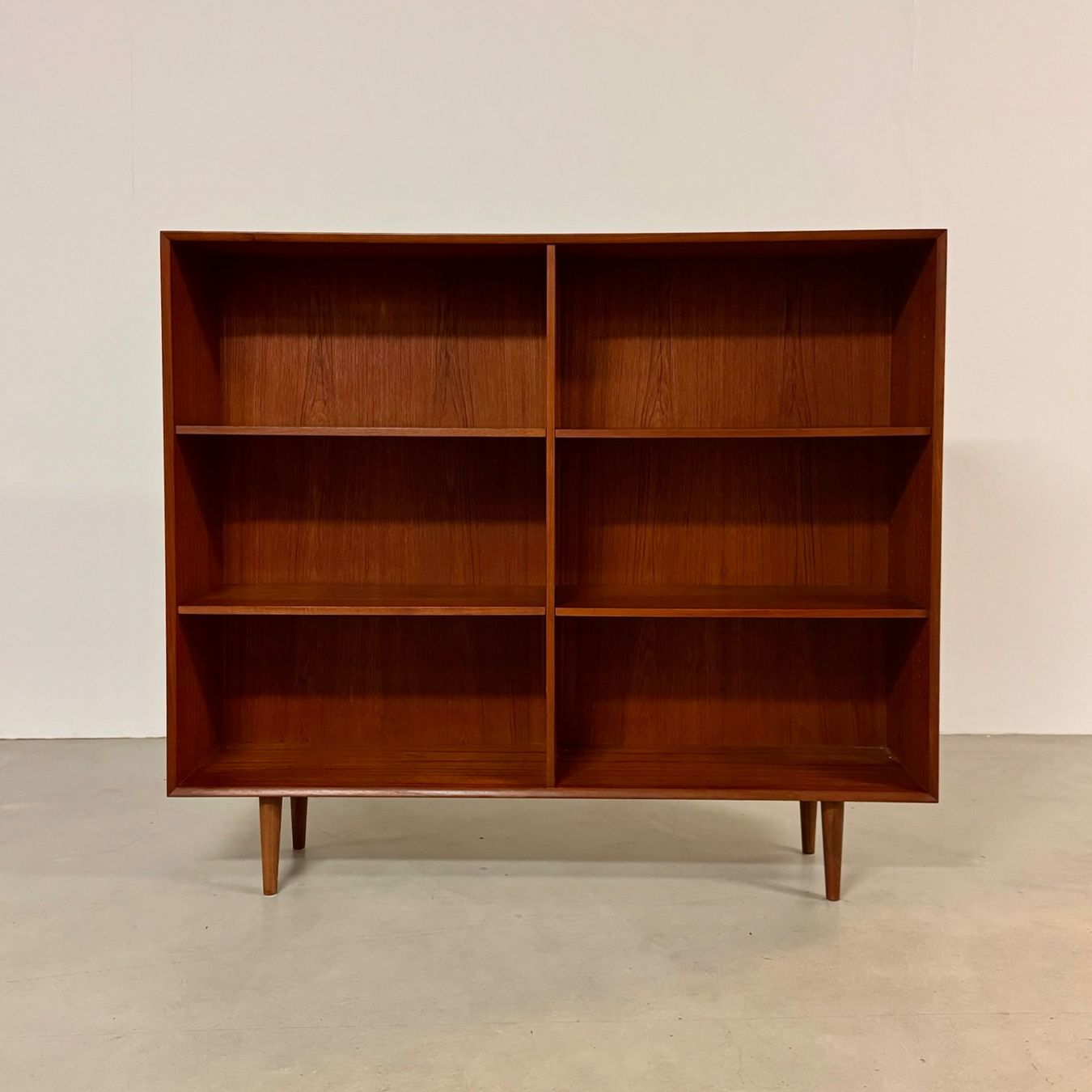 Regale: Dänisches Teak Bücherregal, Regal Arne Vodder 60s – Gebraucht aus Basel von MidMod20C 6