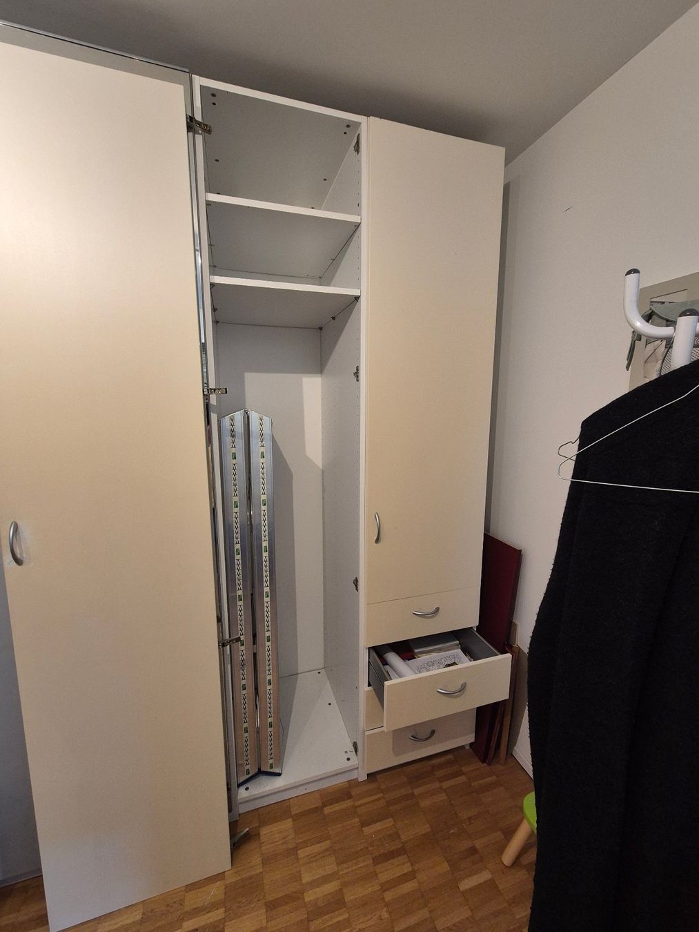 Ikea Armadi: Aufbewahrungschränke 2 Stück – Usato da Zürich venduto da cha_ccl6 1